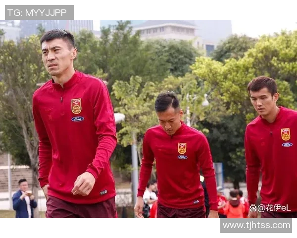 东单足球球星崭露头角 打造中国足球新传奇的未来之星