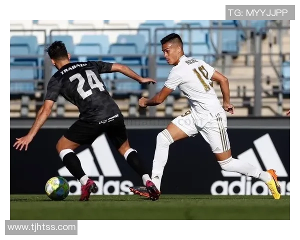 中国13岁足球新星崭露头角未来可期引发各方关注