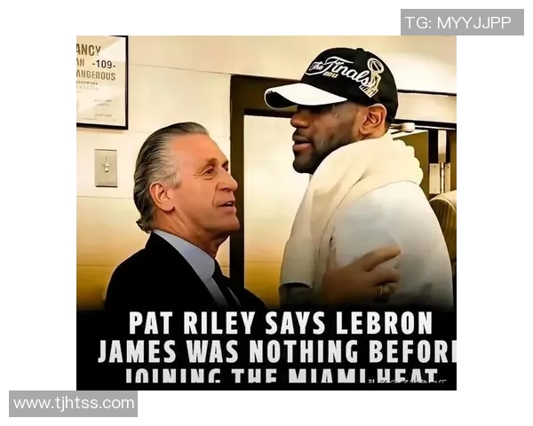 从巅峰到低谷：落寞足球明星的心路历程与挣扎人生