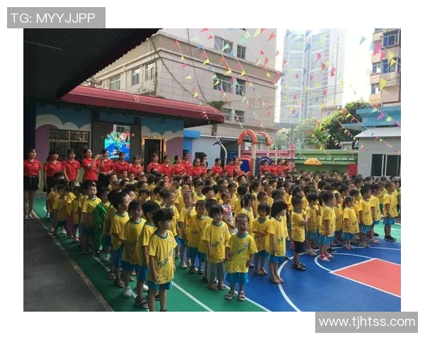 捷克足球明星托马斯·索乌切克的成长轨迹与职业生涯回顾